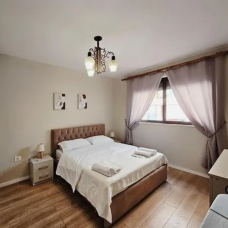Apartment Rino's